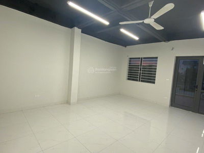 Gehäuse In Ha GJong, Vietnam Gehäuse In Ha GJong, Vietnam