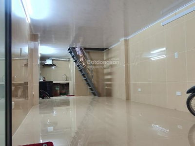 Gehäuse In Ha GJong, Vietnam Gehäuse In Ha GJong, Vietnam