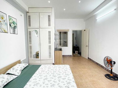 Hoang Van Thu Street, Vietnam Hoang Van Thu Street, Vietnam