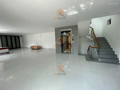 Gehäuse In Nha Be, Vietnam Gehäuse In Nha Be, Vietnam