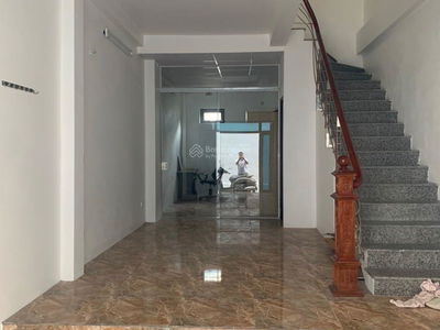 Gehäuse In Hanoi, Vietnam Gehäuse In Hanoi, Vietnam